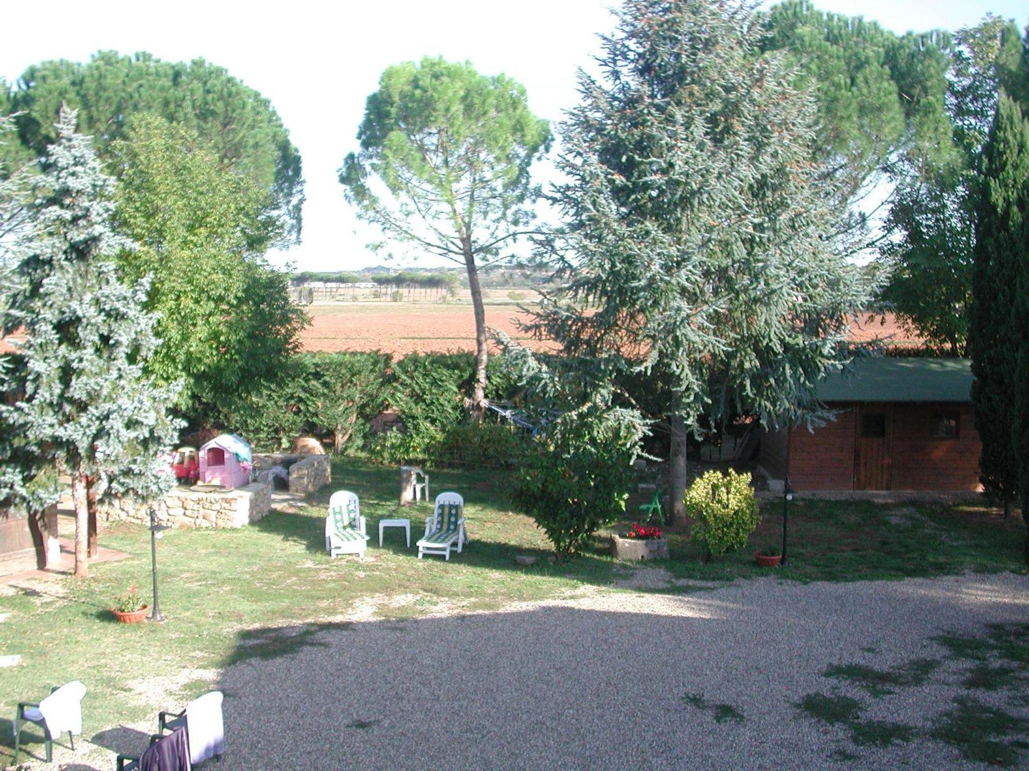 Casale Il Colombaio Di Toiano Guest House Valli ภายนอก รูปภาพ